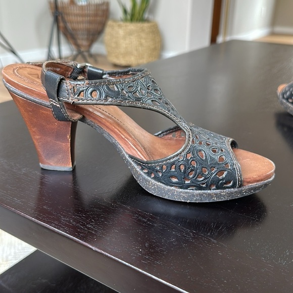 Naya Brand Boho Black Laser Cut Leather Block Heeled Sandals SZ 9 - Picture 6 of 13